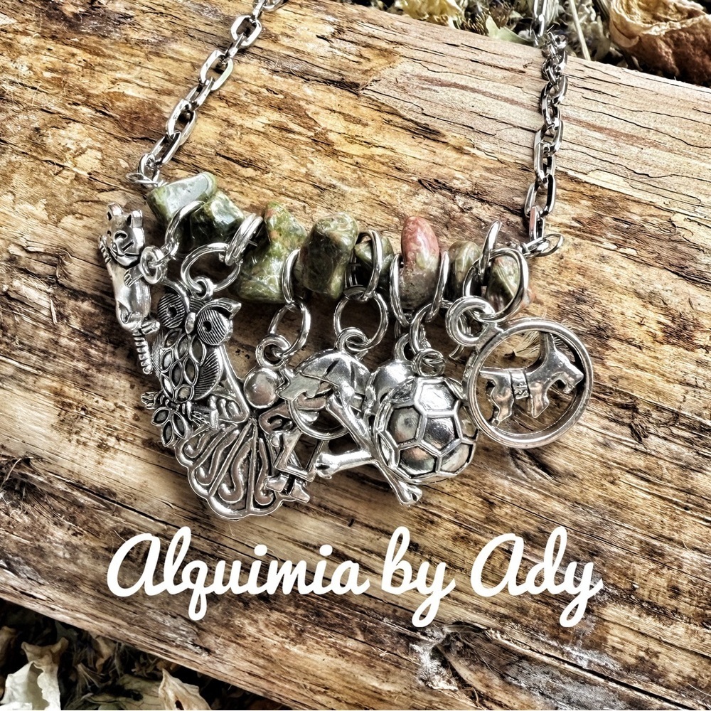 AMERICANA Green Natural Stone Necklace unakite multi charms